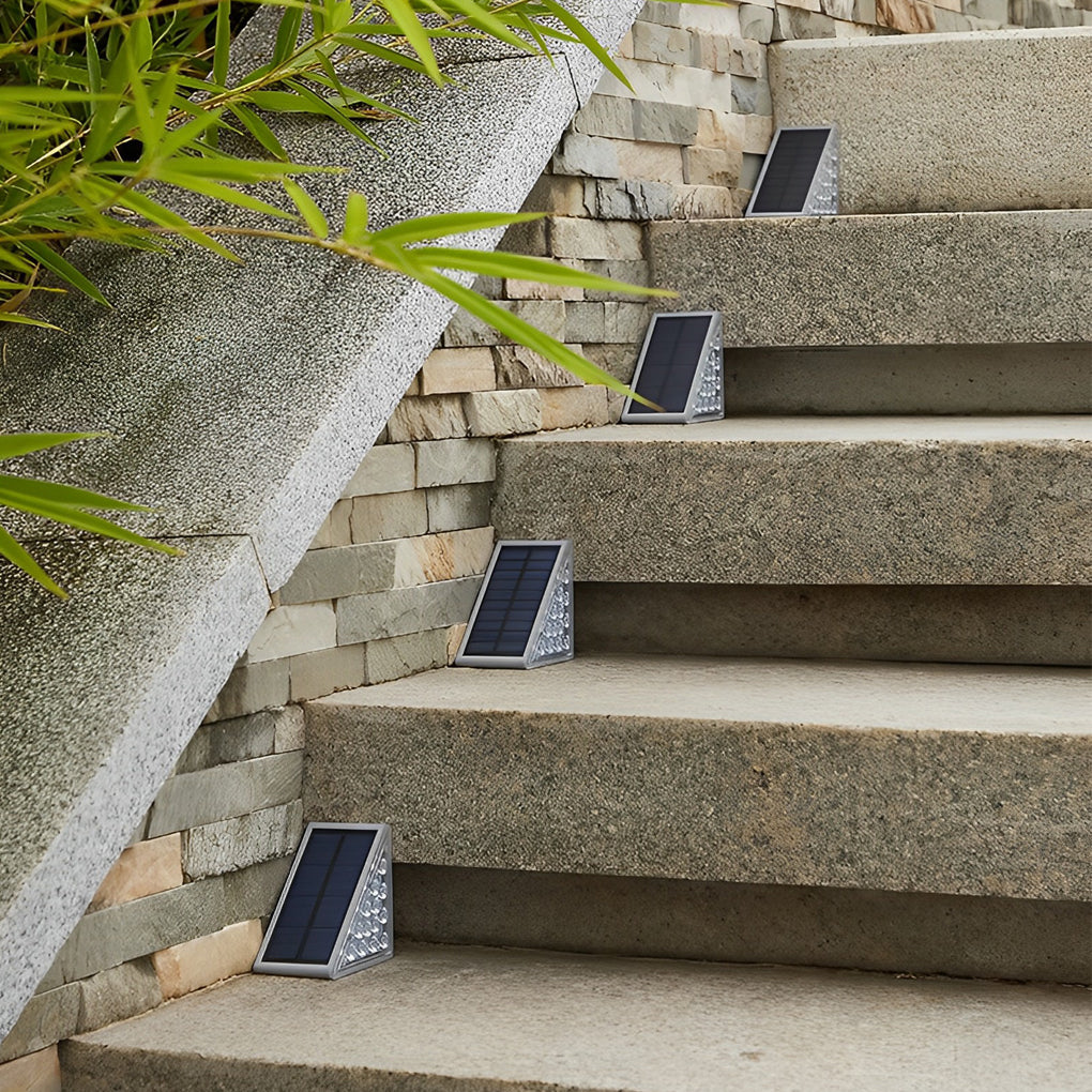 Triangle Automatic Charging Wire-Free Waterproof LED Solar Modern Step-Mounted Lights