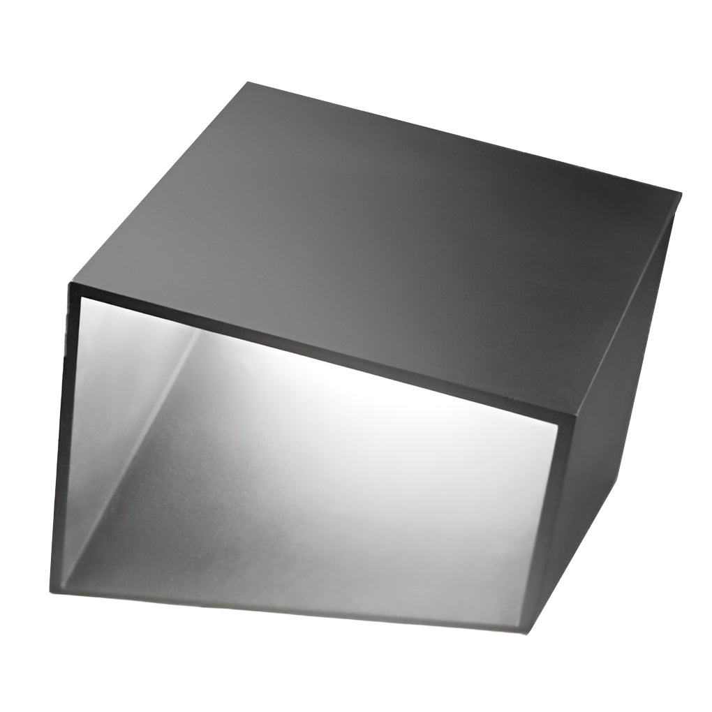 Unique Stainless Steel Artful Cube Outdoor Landscape Light Modern Geometric Illumination